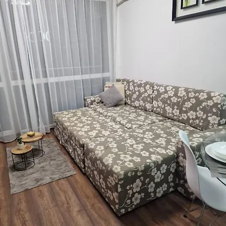 Апартамент За Гости Сами * Burgas City